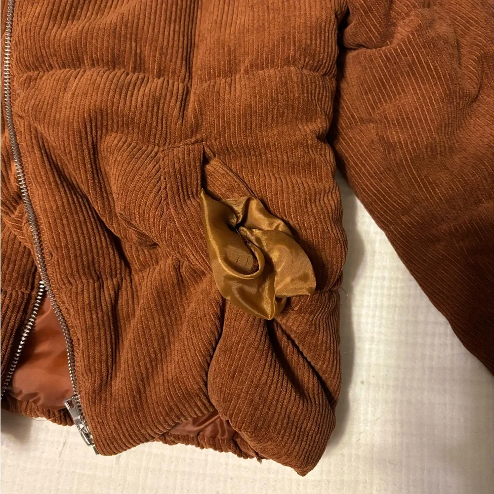 Corduroy Puffer Jacket - Picture 7 of 7